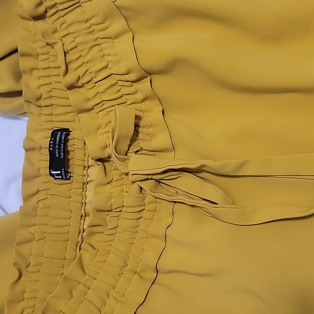 Zara trf Collection Mustard Yellow High Rise Cropped Pant size S Small